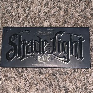 Kat Von D Shade and Light Palette!